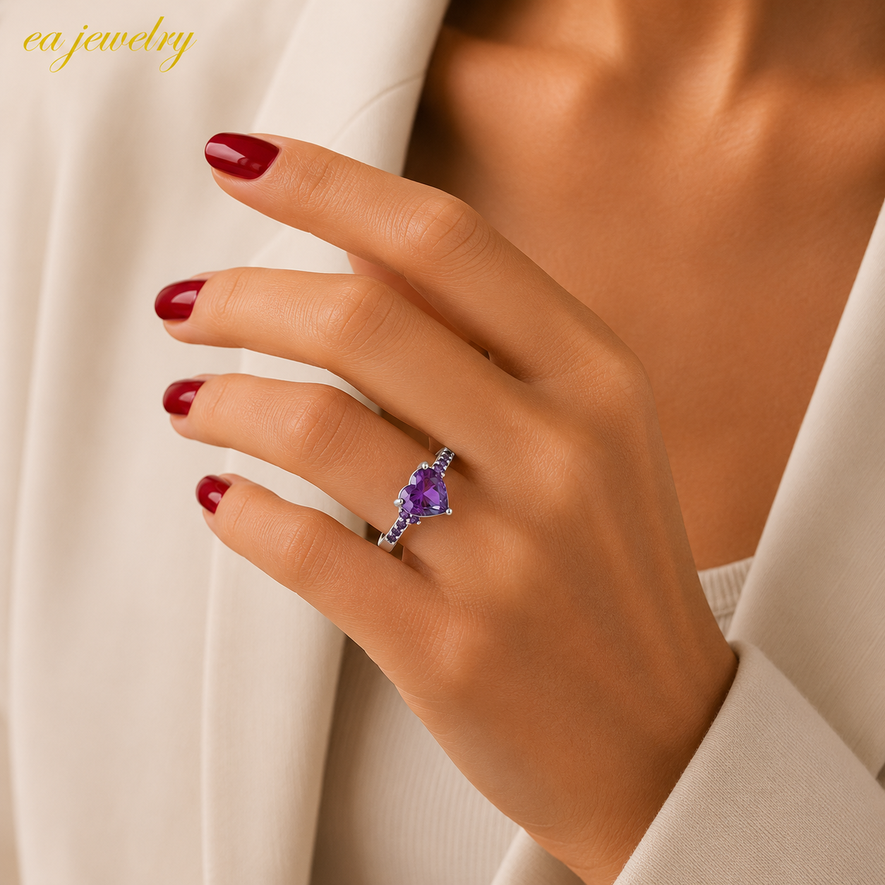 Violet Éclat Silver Ring