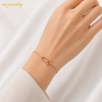 Loop Charm Bracelet – Rose gold