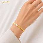Celeste Bangle - Gold