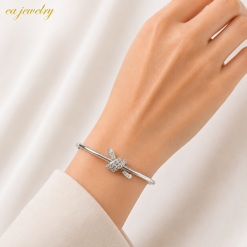 Bloom Knot Bangle